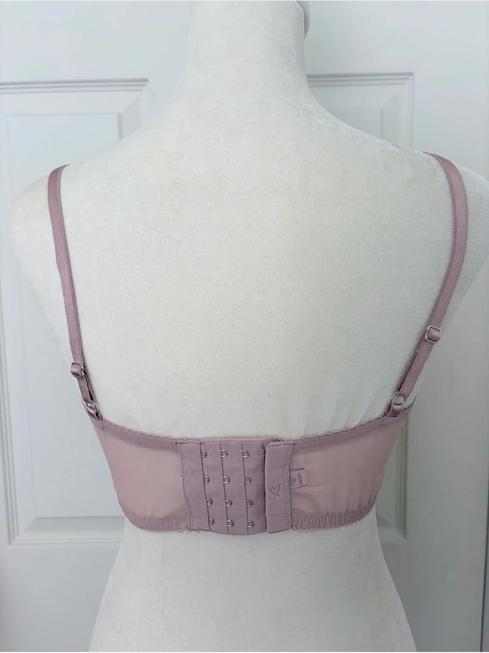 Victoria's Secret Mauve Lace-Edged Hook-Back Bra Size 34C